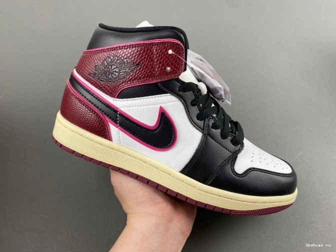 1 OG FQ7818-101 Jordan  Red High Air Black  0401